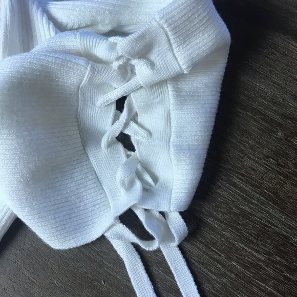 NWOT Express Off Shoulder Sweater Top - Picture 2 of 5